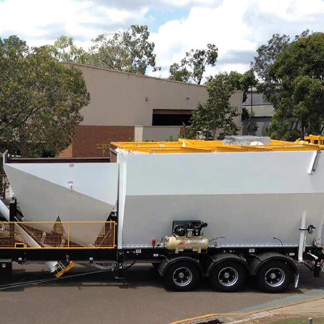 Portabatch mobile plant on a road | Featured image for Mobile Equipment Landing Page for CMQ Engineering USA.