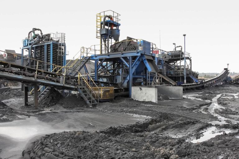 Mining location that is very muddy | Featured Image for the Air Classifiers Page of CMQ Engineering.